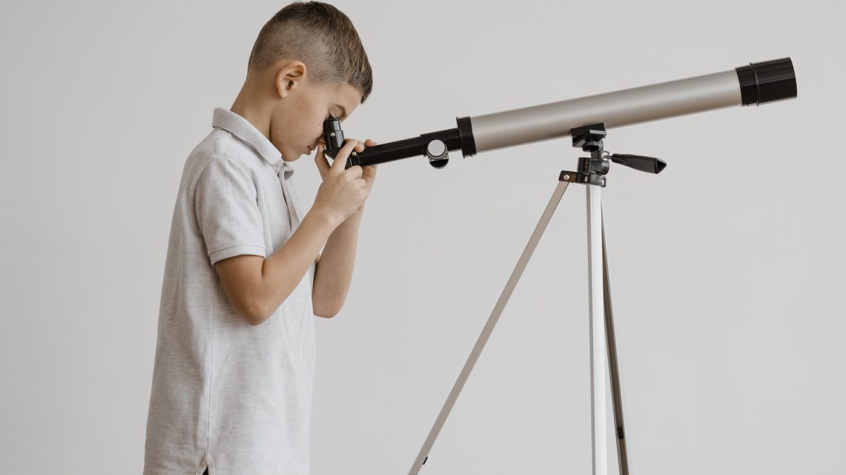 Ako si postaviť vlastný teleskop?